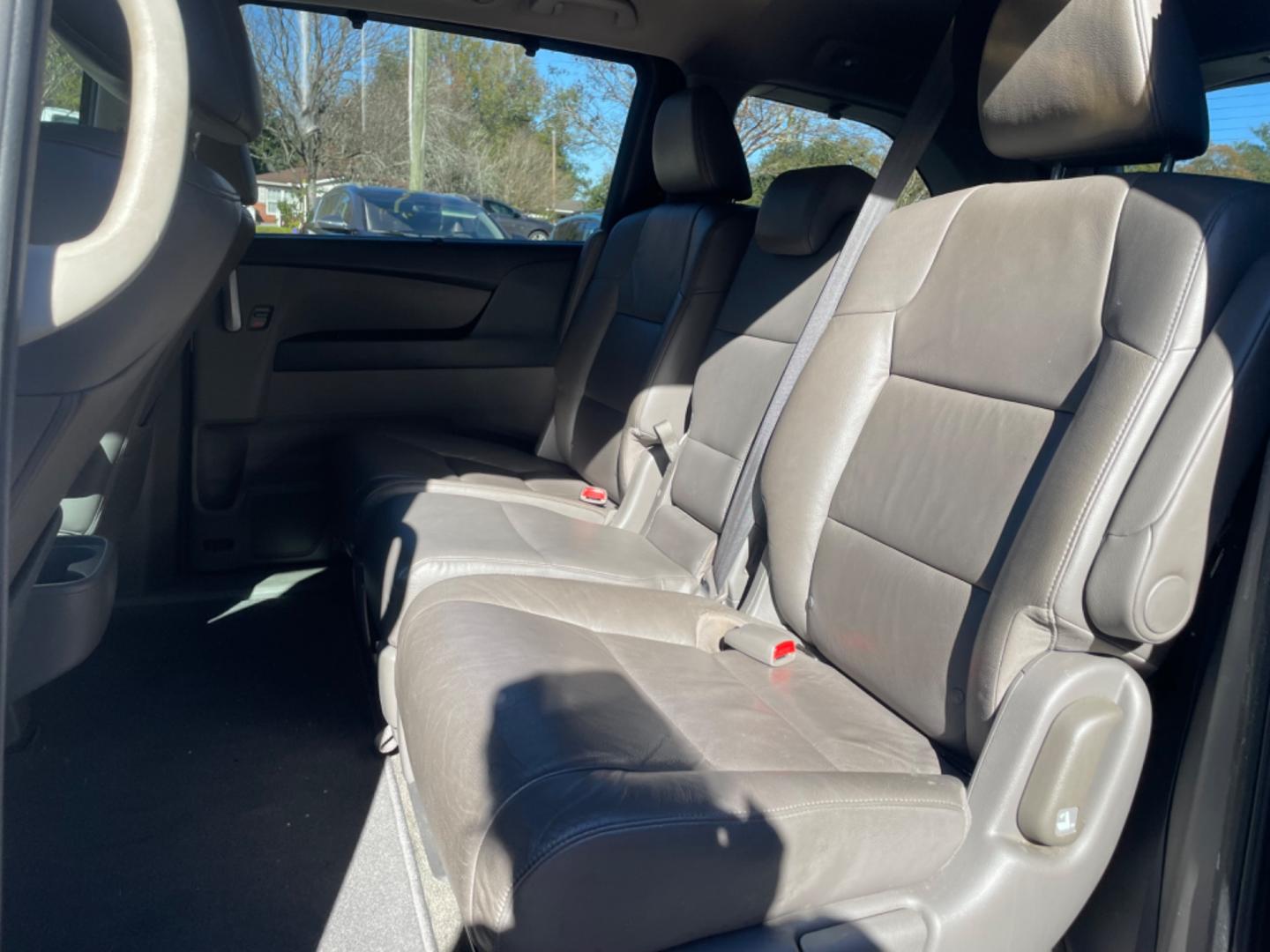 2013 GRAY HONDA ODYSSEY TOURING (5FNRL5H91DB) with an 3.5L engine, Automatic transmission, located at 5103 Dorchester Rd., Charleston, SC, 29418-5607, (843) 767-1122, 36.245171, -115.228050 - Photo#16